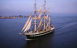 et vogue le Belem...